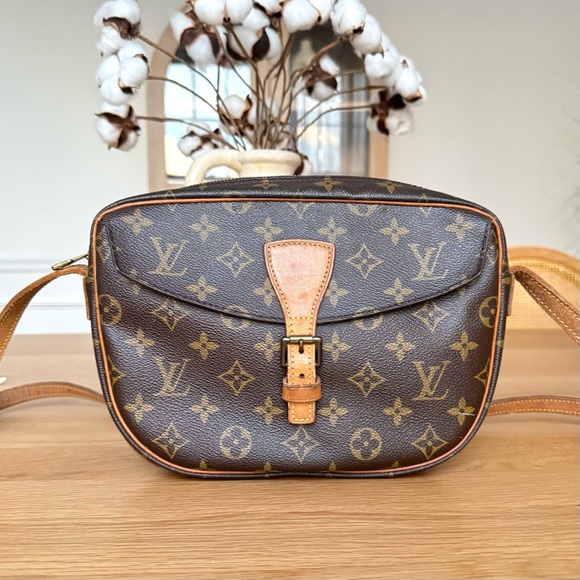 ✅AUTHENTIC✅LOUIS VUITTON JEUNEFILLE MM CROSSBODY BAG - Picture 16 of 17
